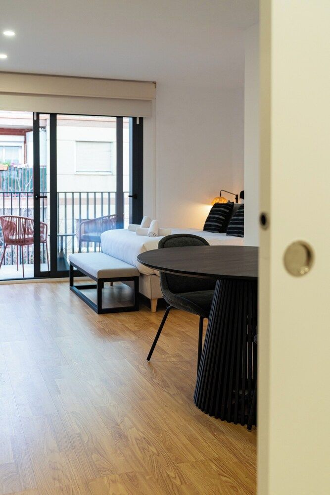 Stay U-nique Apartments Albeniz BCN 2