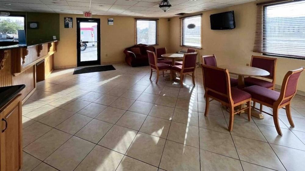 Motel 6 Abbeville, AL 2