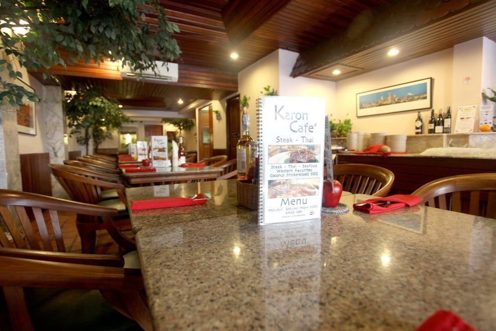 Karon Cafe Inn 2