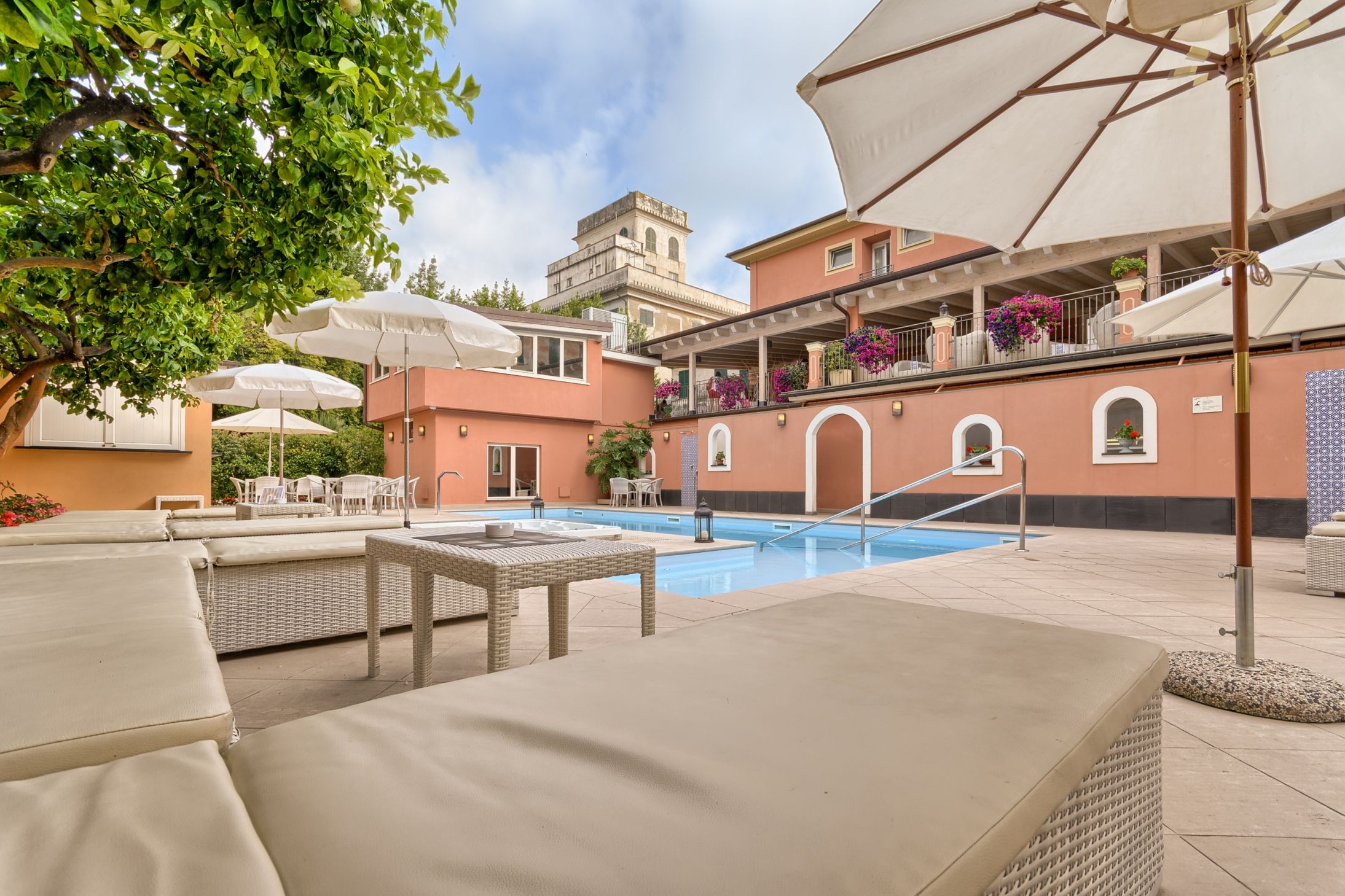 Hotel Monte Rosa 2