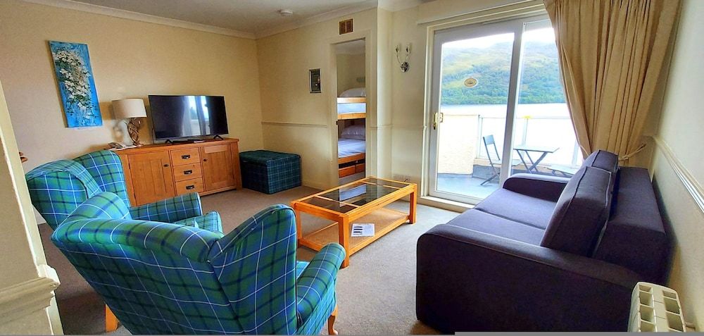 Lochside Lodge 07 Loch Rannoch Highland Club 1