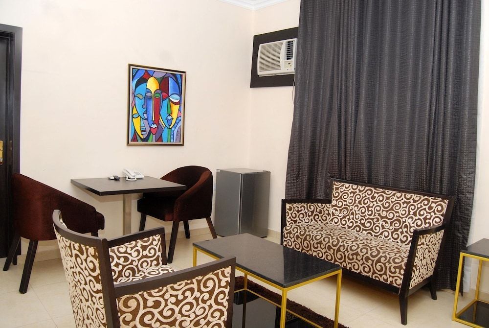 Kings Celia Hotel & Suites 2