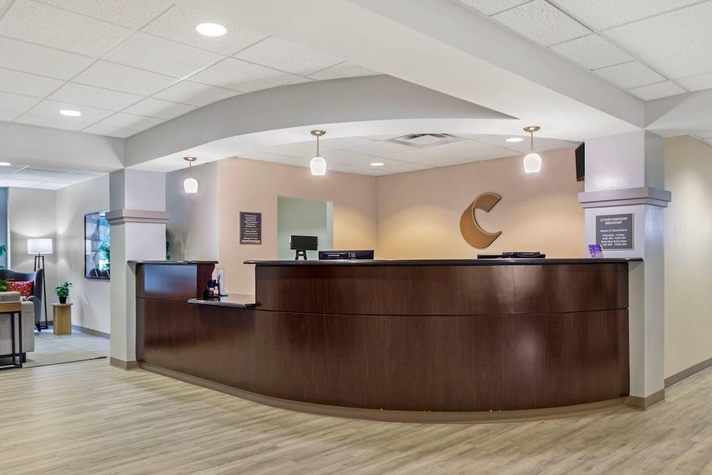 Comfort Suites Lewisburg near University 2