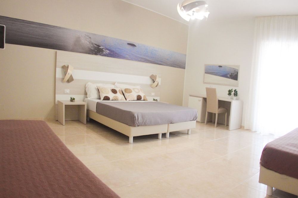 A'MANTIA HOTEL 1