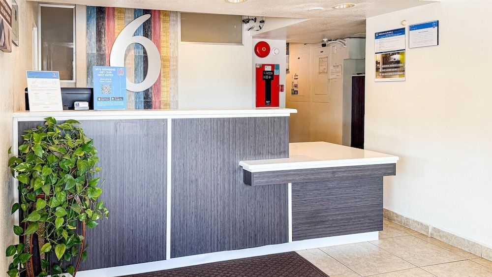 Studio 6-Grand Prairie, TX 2