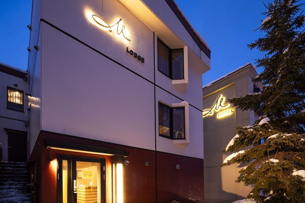 M Lodge 1