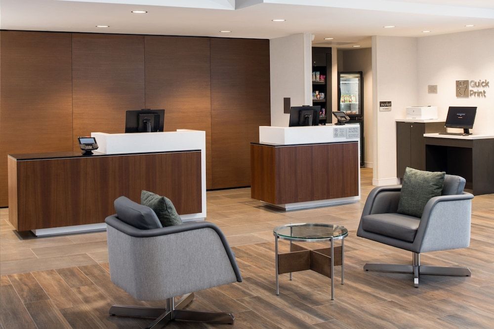 Courtyard by Marriott Santa Cruz 2