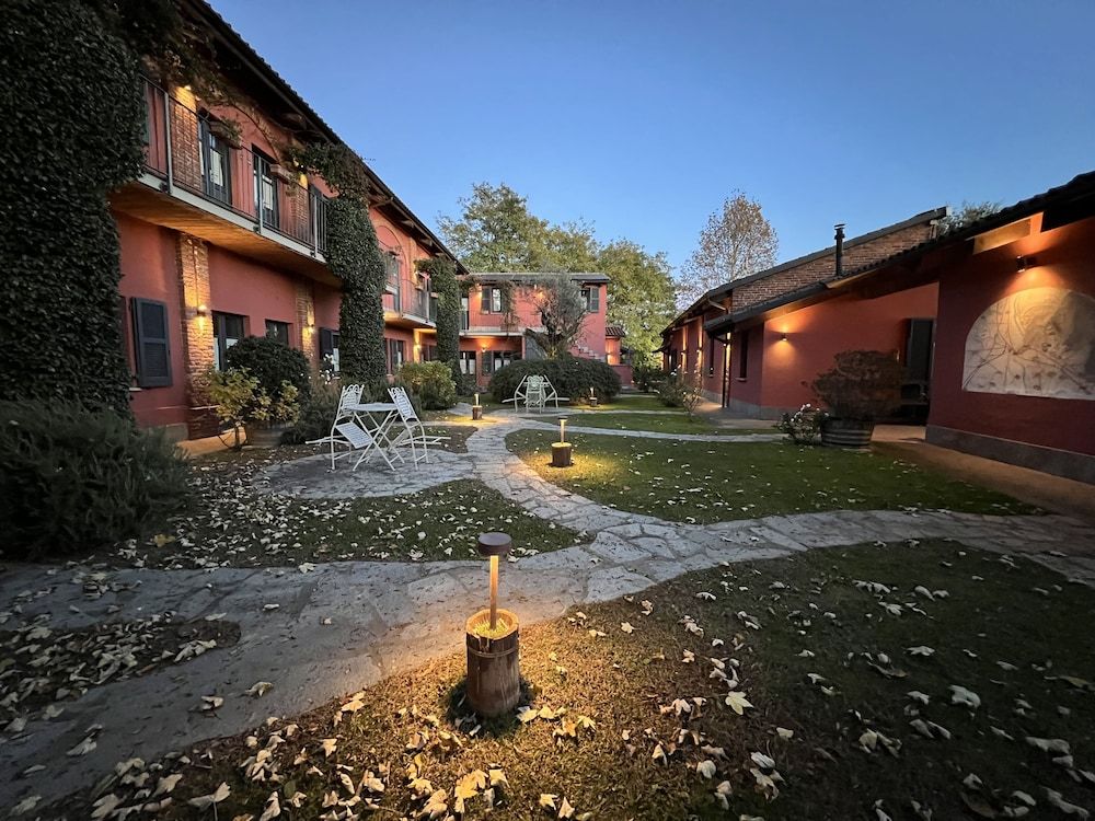 Le Serre Suites & Apartments 1