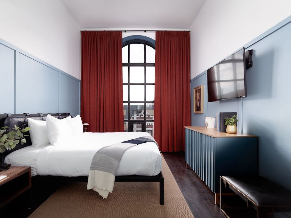 The Chicago Hotel Collection - Wrigleyville 1