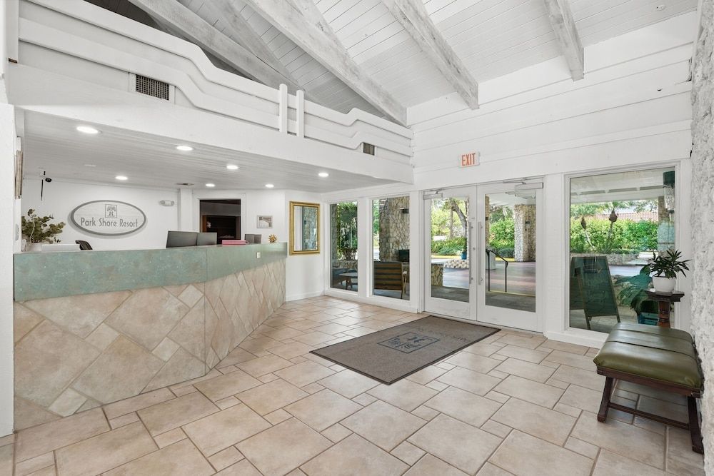 Park Shore Resort by Mike Z Rentals 2