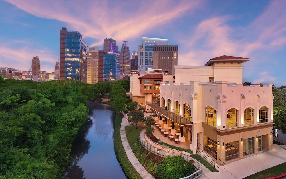 Sol Cypress, San Antonio, a Tribute Portfolio Hotel 1