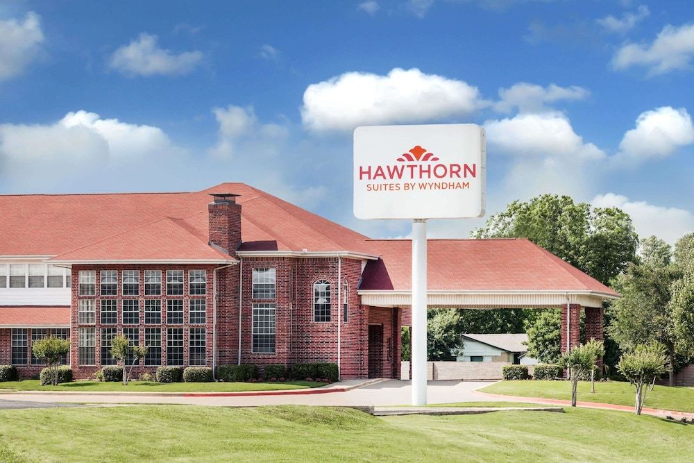 Hawthorn Suites Irving DFW South 1