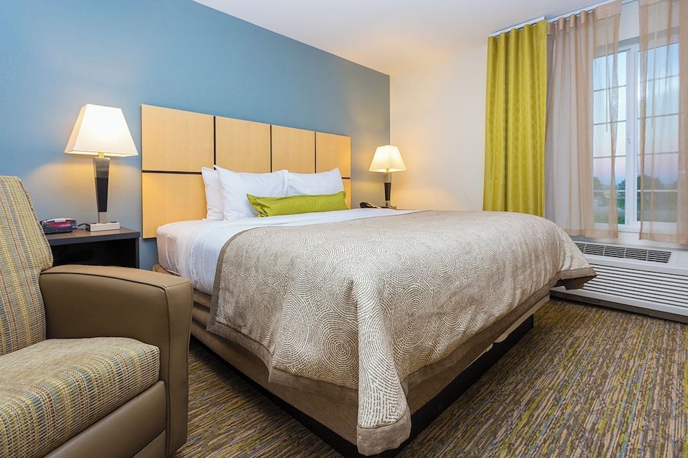 Candlewood Suites SIDNEY by IHG 1