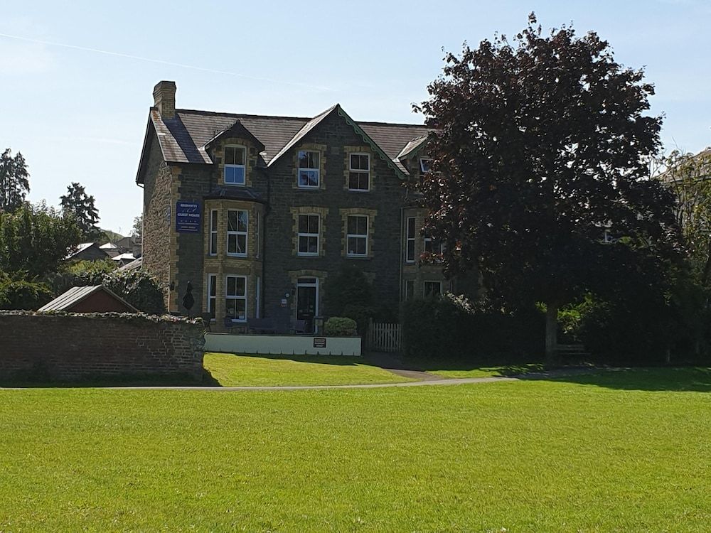 Bronwye Guest House 1
