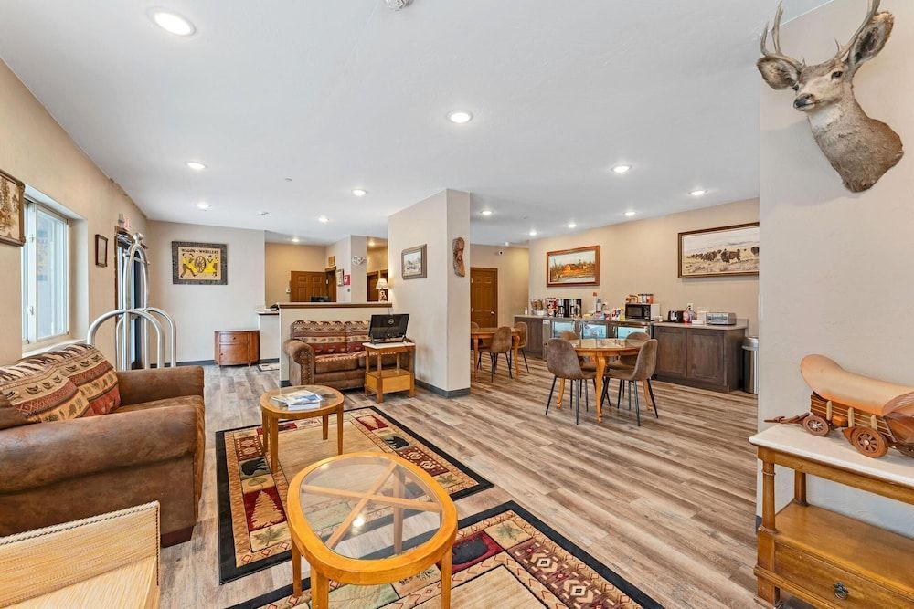 Wagon Wheel Hotel 1