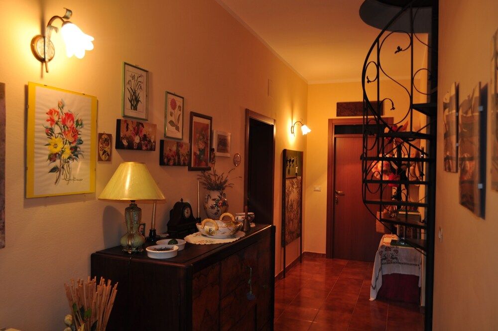 Agriturismo Isola Dei Calanchi - Guest House 2
