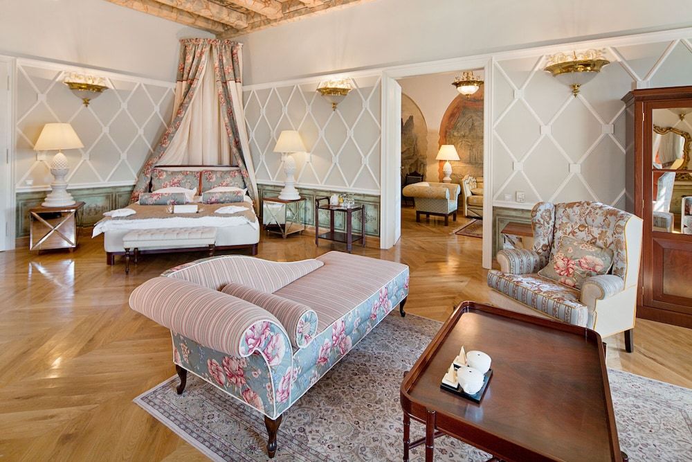 The Bonerowski Palace Boutique Hotel 1