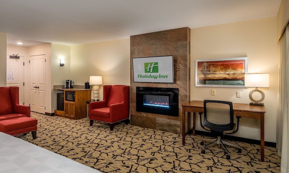 Holiday Inn STEVENS POINT - CONVENTION CTR by IHG 2