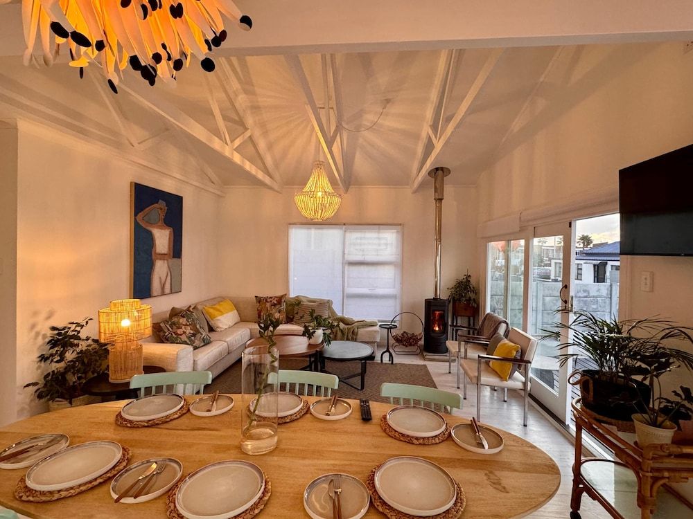 Beach House by Beach Collection Winelands 1