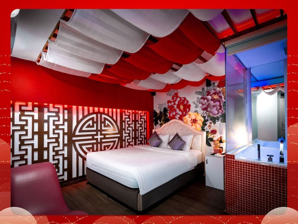 Cupid Hotel 1