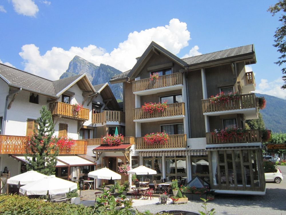 Logis Hotel Gai Soleil 1