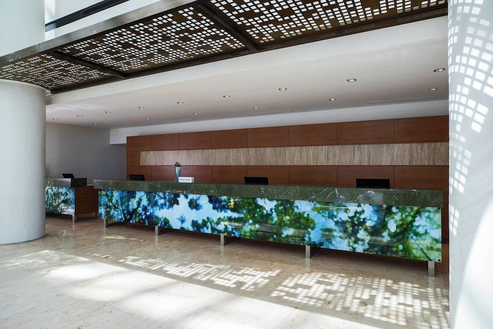 Renaissance Schaumburg Convention Center Hotel 2