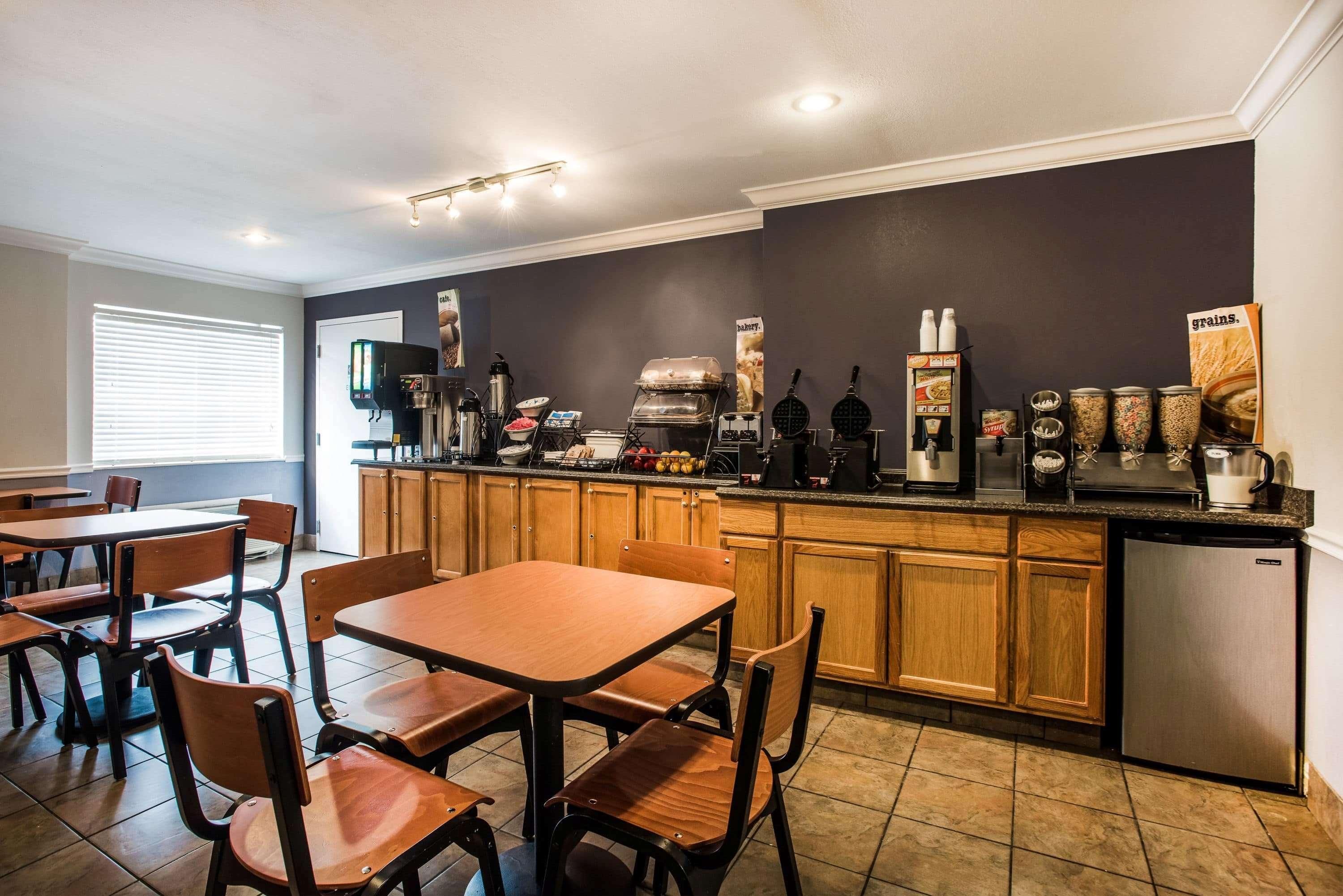 Microtel Inn & Suites by Wyndham Chattanooga/Near Hamilton P 1