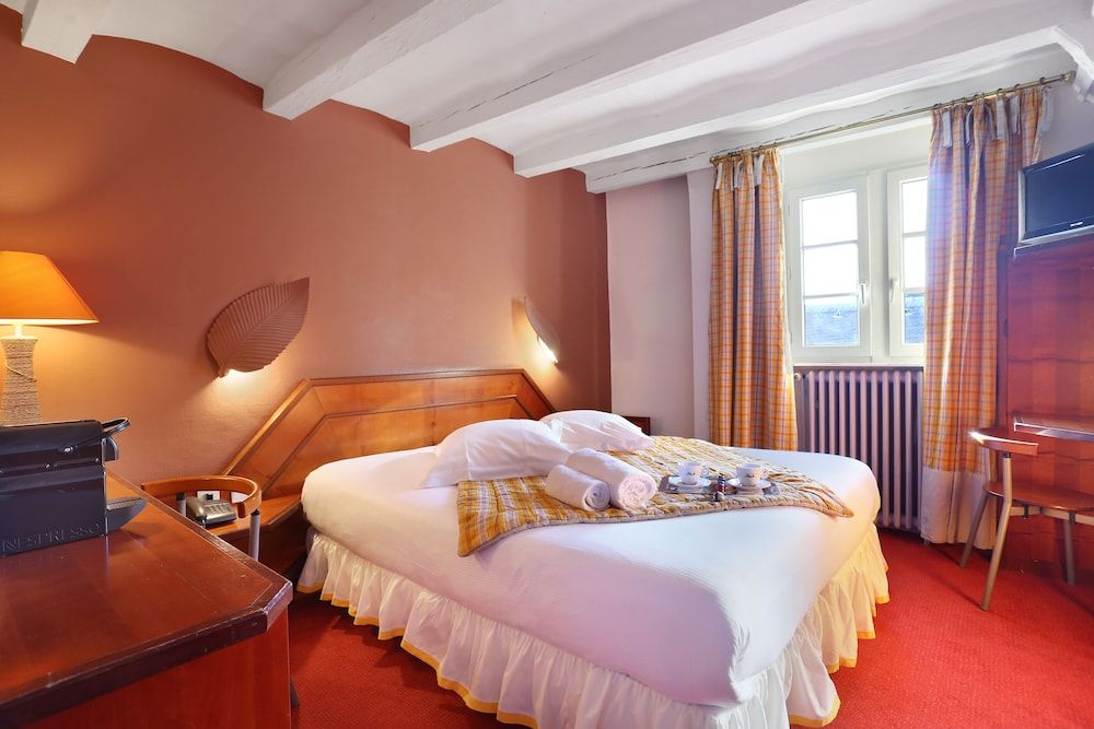 Hotel Suisse 1