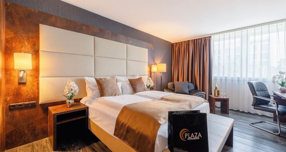 PLAZA Premium Darmstadt 1