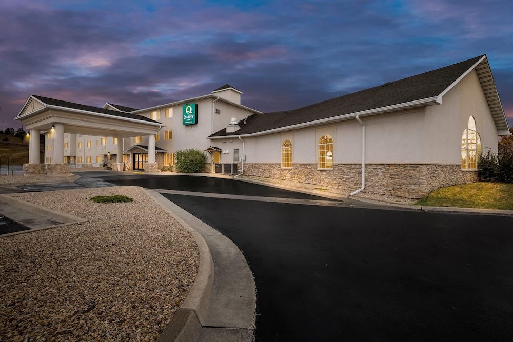 Quality Inn near Monument Health Rapid City Hospital 1