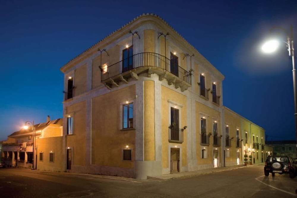 Palazzo Marzano 1