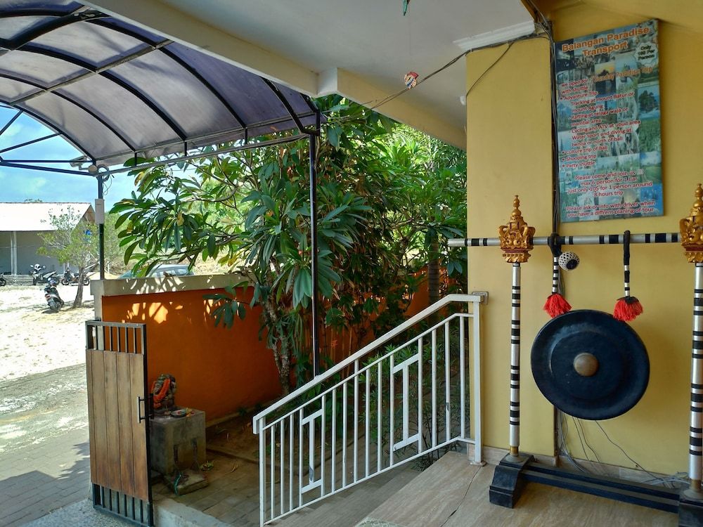 Balangan Paradise Hostel and Restaurant 2