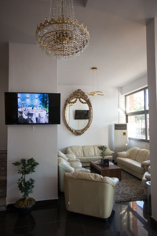 Cavallari Palace Hotel Suites 2