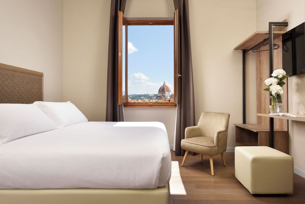 Essence Hotel 2