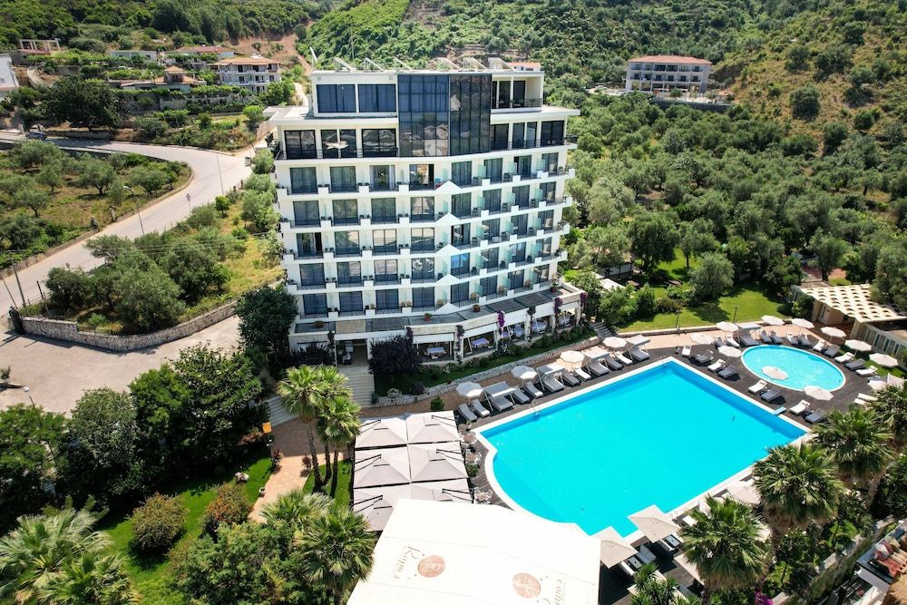 Rapo's Resort Hotel 1