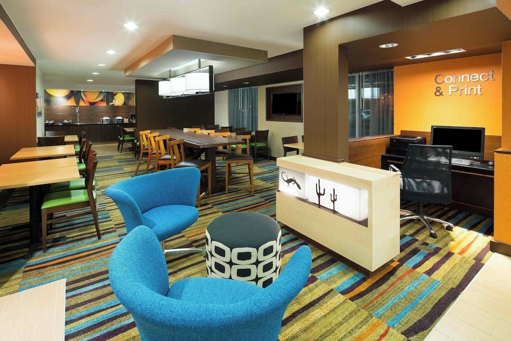 Fairfield Inn & Suites by Marriott San Antonio Airport/North Star Mall 2
