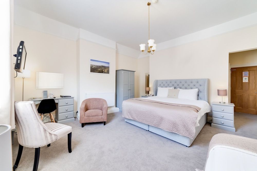 Mount Pleasant Hotel 2