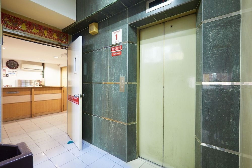 Tang City Hotel, Petaling Street, Merdeka PNB 118 Tower 2
