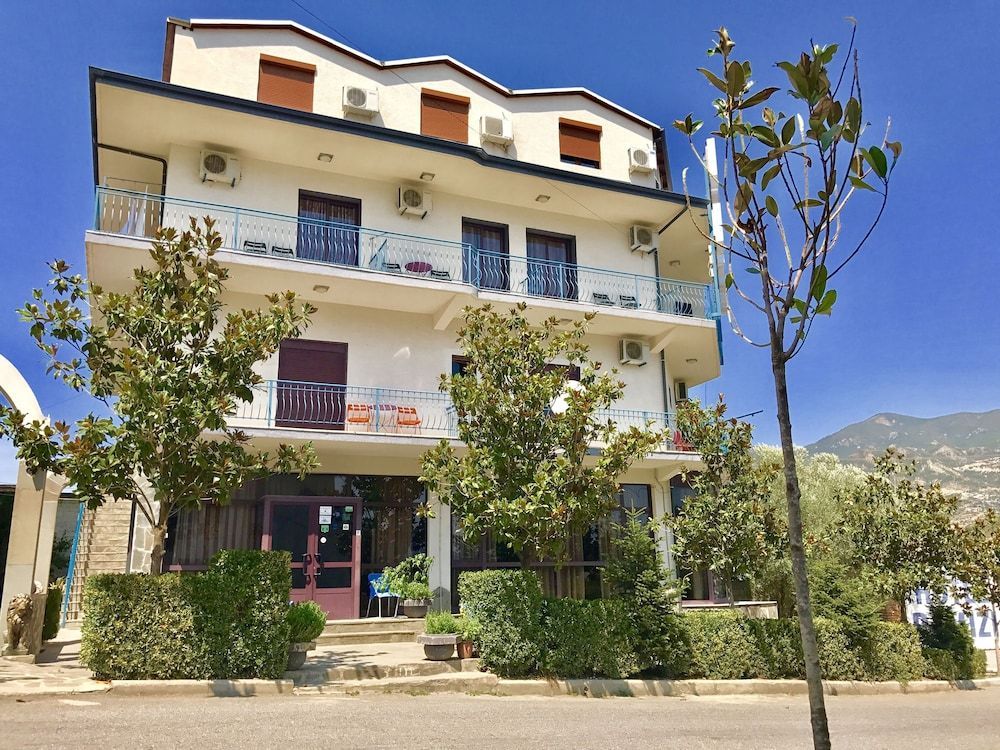 RAMIS Hotel & Outdoor Sports Center 1