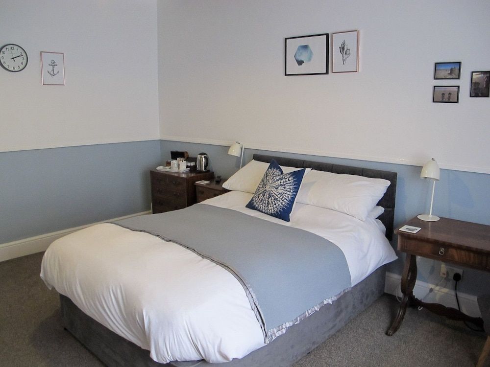 Stone's Throw Guest House 2