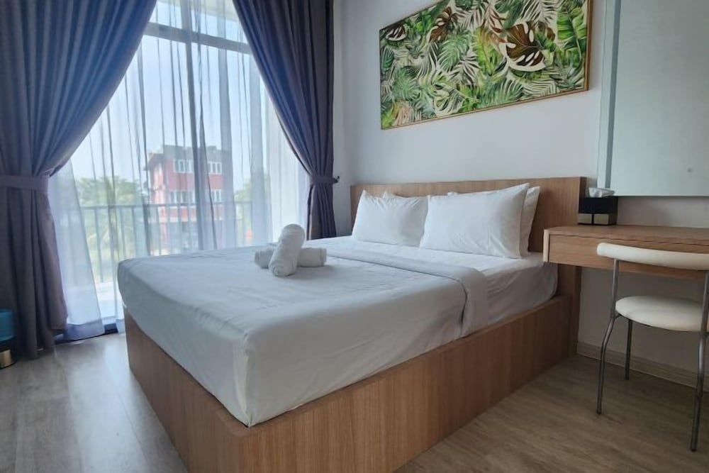 Oceanfront- Laman Green Villa, Port Dickson 2