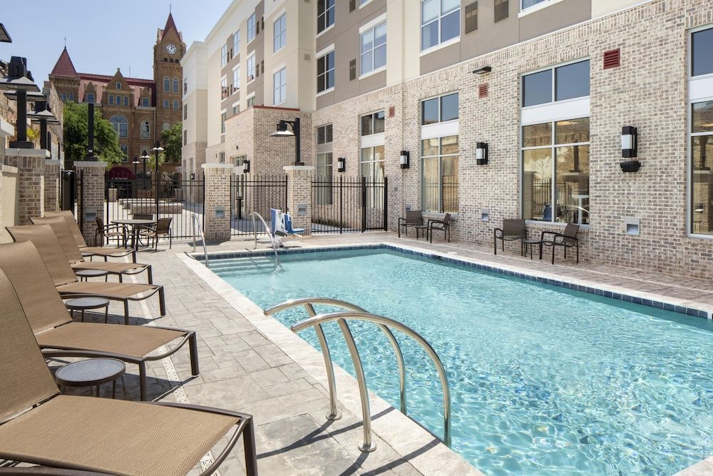 Hyatt Place Sumter/Downtown 1