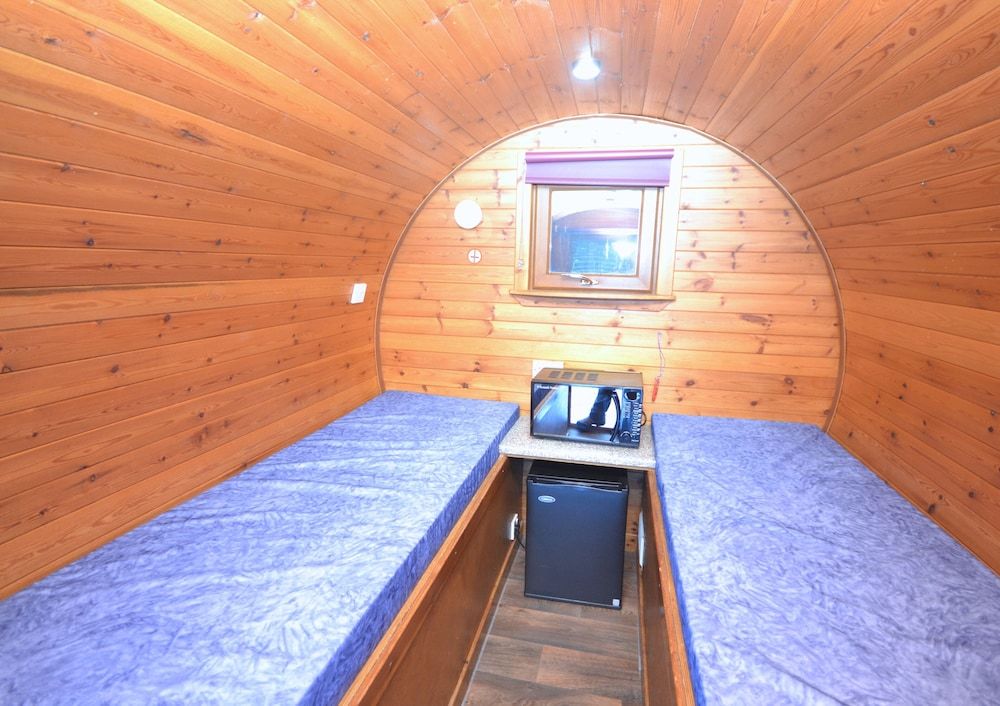 Blackwater Glamping Pods 2