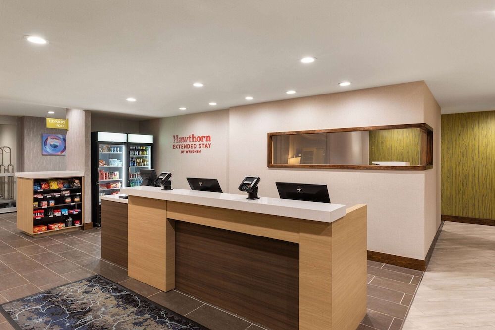 Hawthorn Extended Stay by Wyndham Kingwood Houston 2