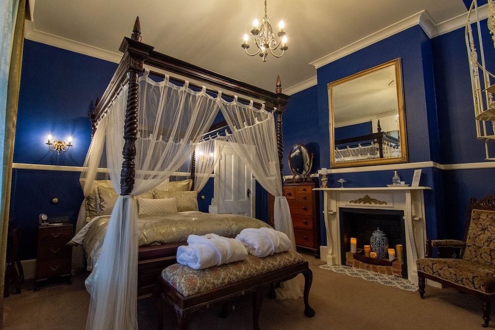 Heytesbury House 1