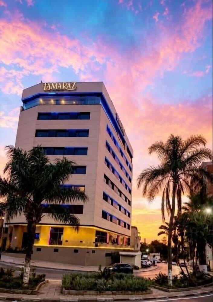 Lamaraz Hotels 1