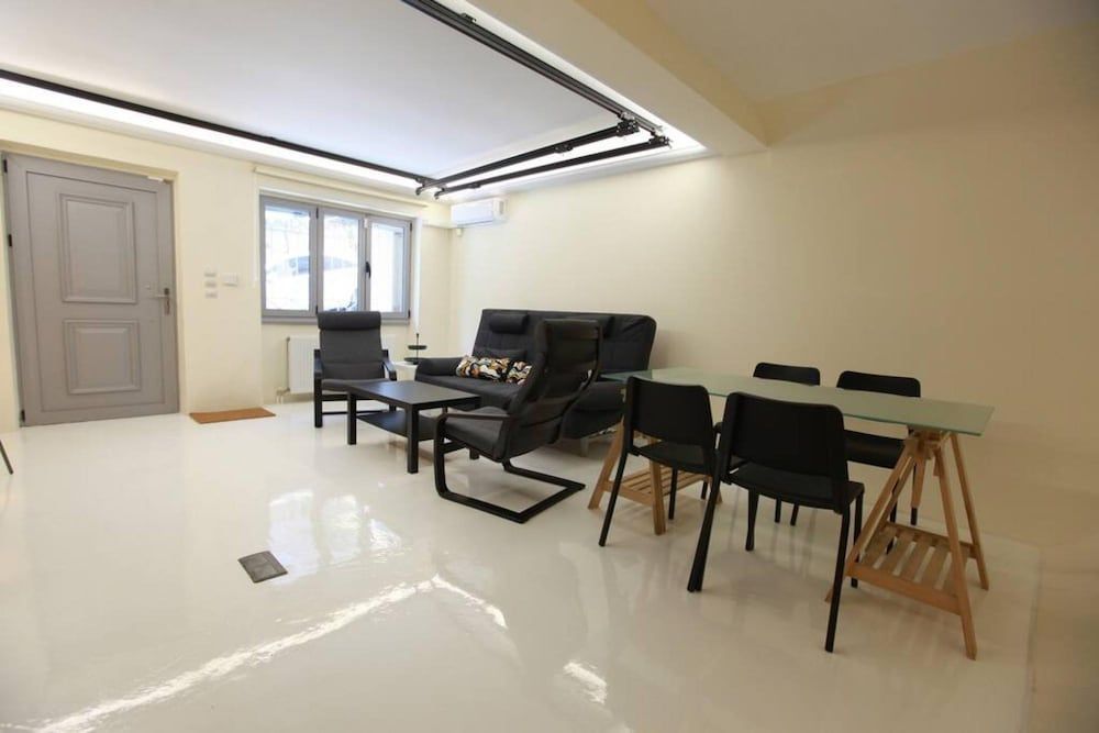 Elegant studio at the Acropolis hills 2