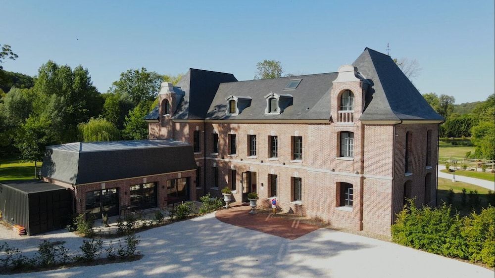 Les Jardins de Joséphine - Le Manoir 1