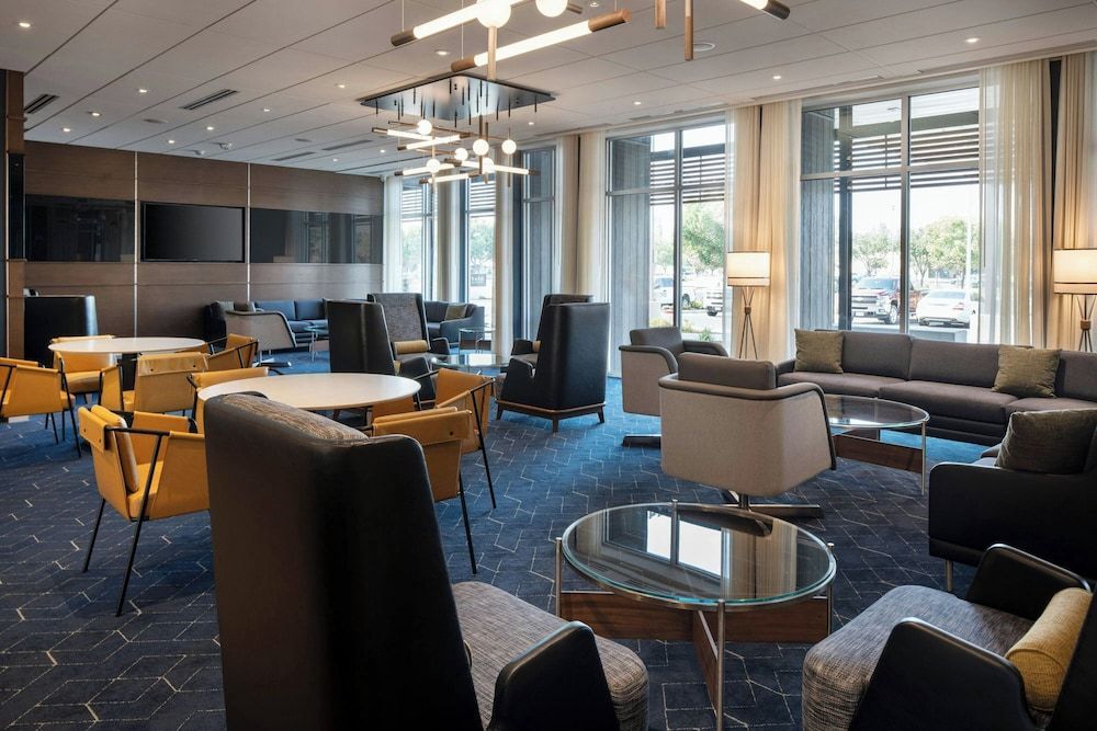 Courtyard by Marriott Fresno Clovis 2