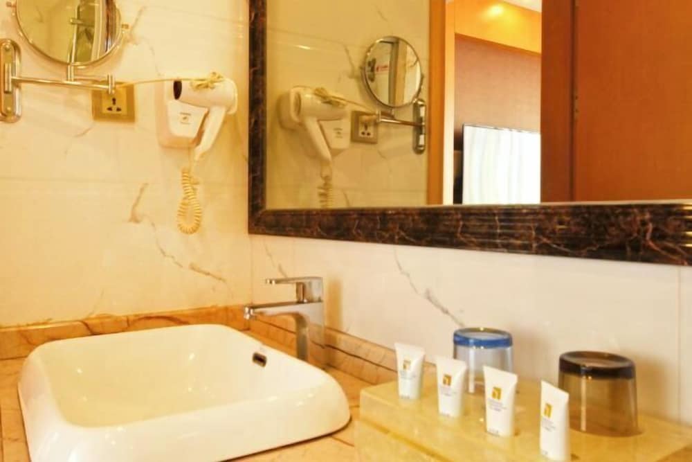 Companion Departure Hotel 2